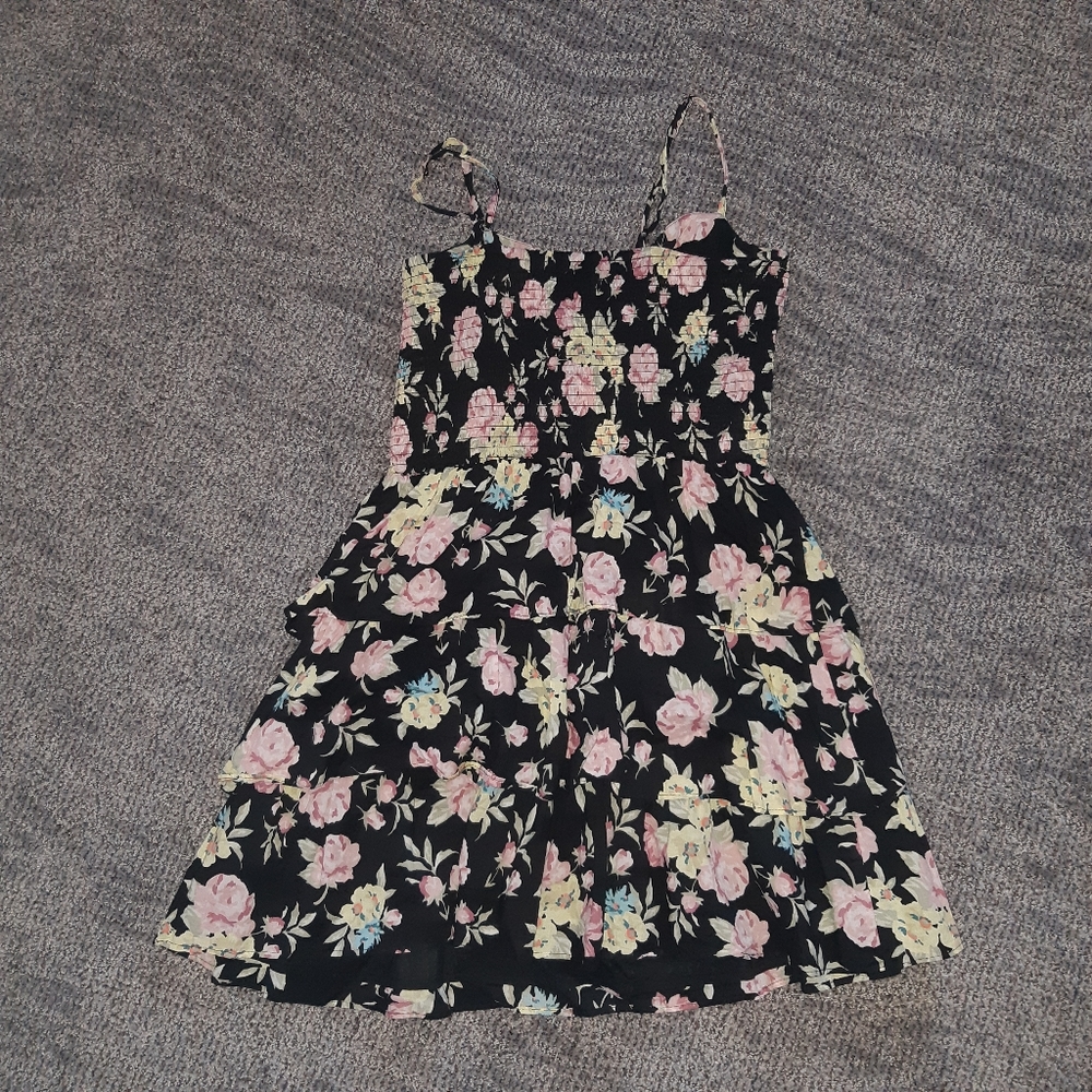 H&M Ruffle Floral Dress Size 12 - Picture 5 of 7
